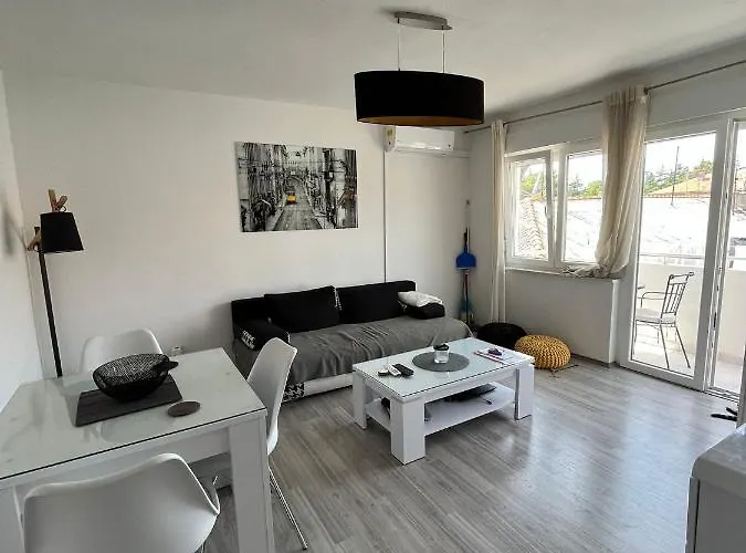 Lägenhet Tommy Zadar